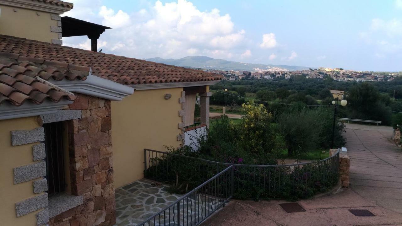 Villa Muriscuvo Budoni Exterior foto